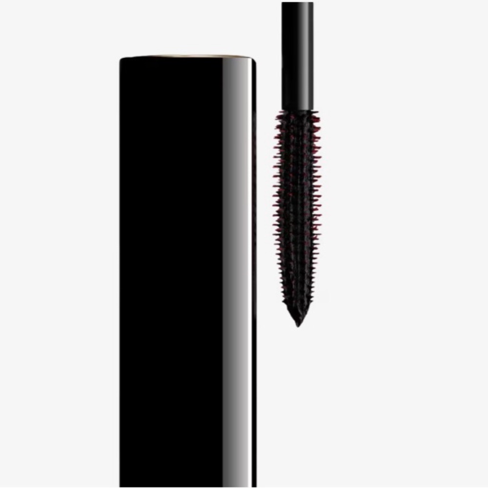 NIB CHANEL BLACK ALLURE MASCARA 10 Noir 💰Retail $42 + tax 🥳SAVE💲 BRAND NEW - Picture 5 of 5